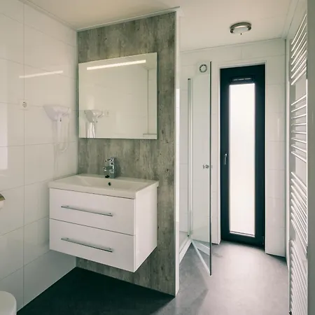 Summio Vakantiepark Zeedijk Herkingen Room photo